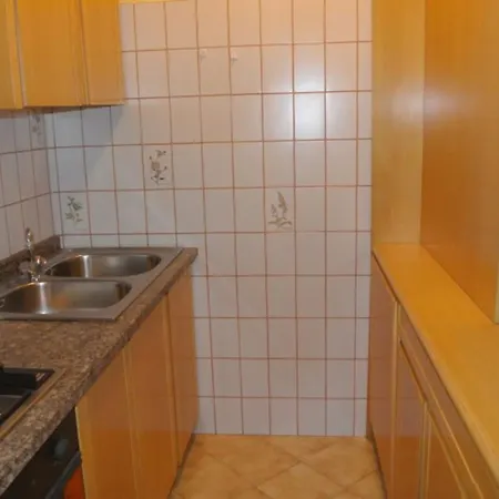 Sunny Seaside Flat With Terrace And Pool شقة لينانو سابيادورو